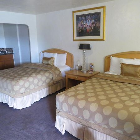 El Trovatore Motel Кингман Екстериор снимка